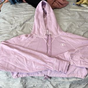 Small seized Champion cropped sweatshirt. Worn twice, quality like new.